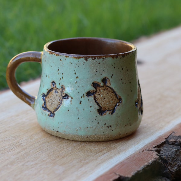 Schildkröten Kaffeetasse, Keramik Becher, Handgemachte Tasse, Kaffeebecher Getöpfert