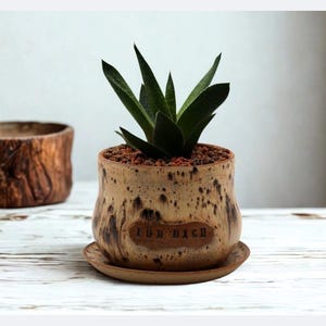 Personalized Plant Pot, Custom Gift for Plant Lovers, Handmade Stoneware Planter, Unique Ceramic Pot, Bespoke Pottery, Premium Custom Item