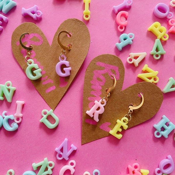 Hoop earrings / Pendientes personalizados / pendientes de letras / pendientes con inicial