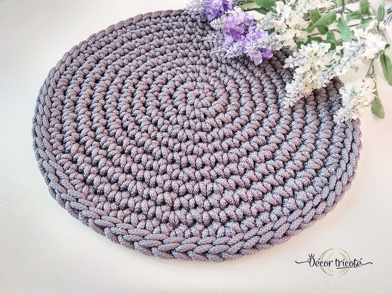 Салфетки из джута. Подставки под горячее из шнура. Вязаные сервировочные салфетки. Подставки под горячее из шнура. Плетеные подставки под тарелки.