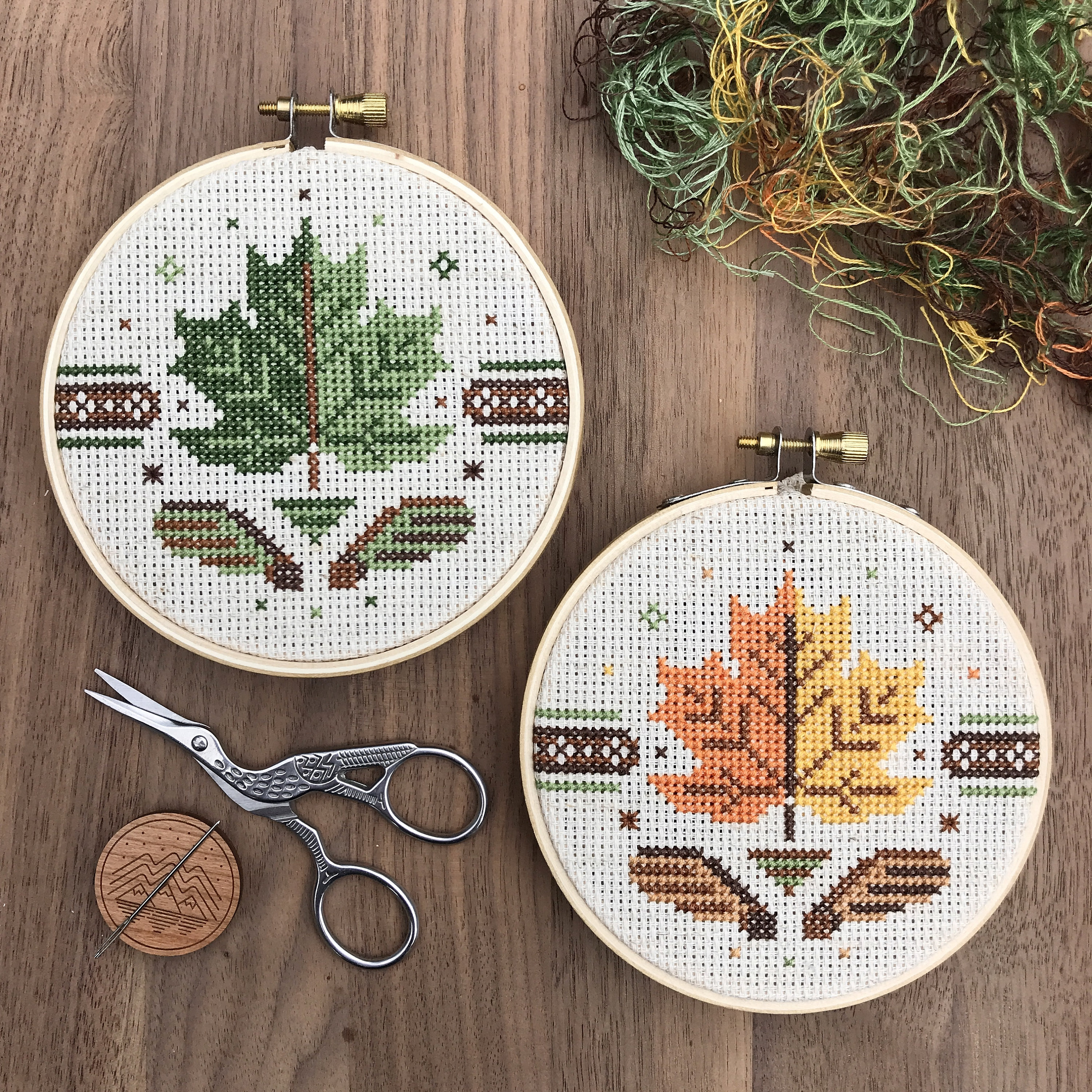 Maple Leaf Cross Stitch Pattern (2 Colour Palettes) - Etsy