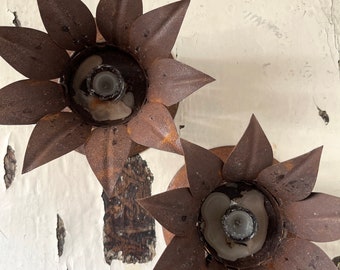 2 Rusty Rustic Patina Metal Leaves Form Candleholders.Vintage Metal Tin Rusty Candlesticks.Rustic French Cottage Decor.Jeanne D'arc Living