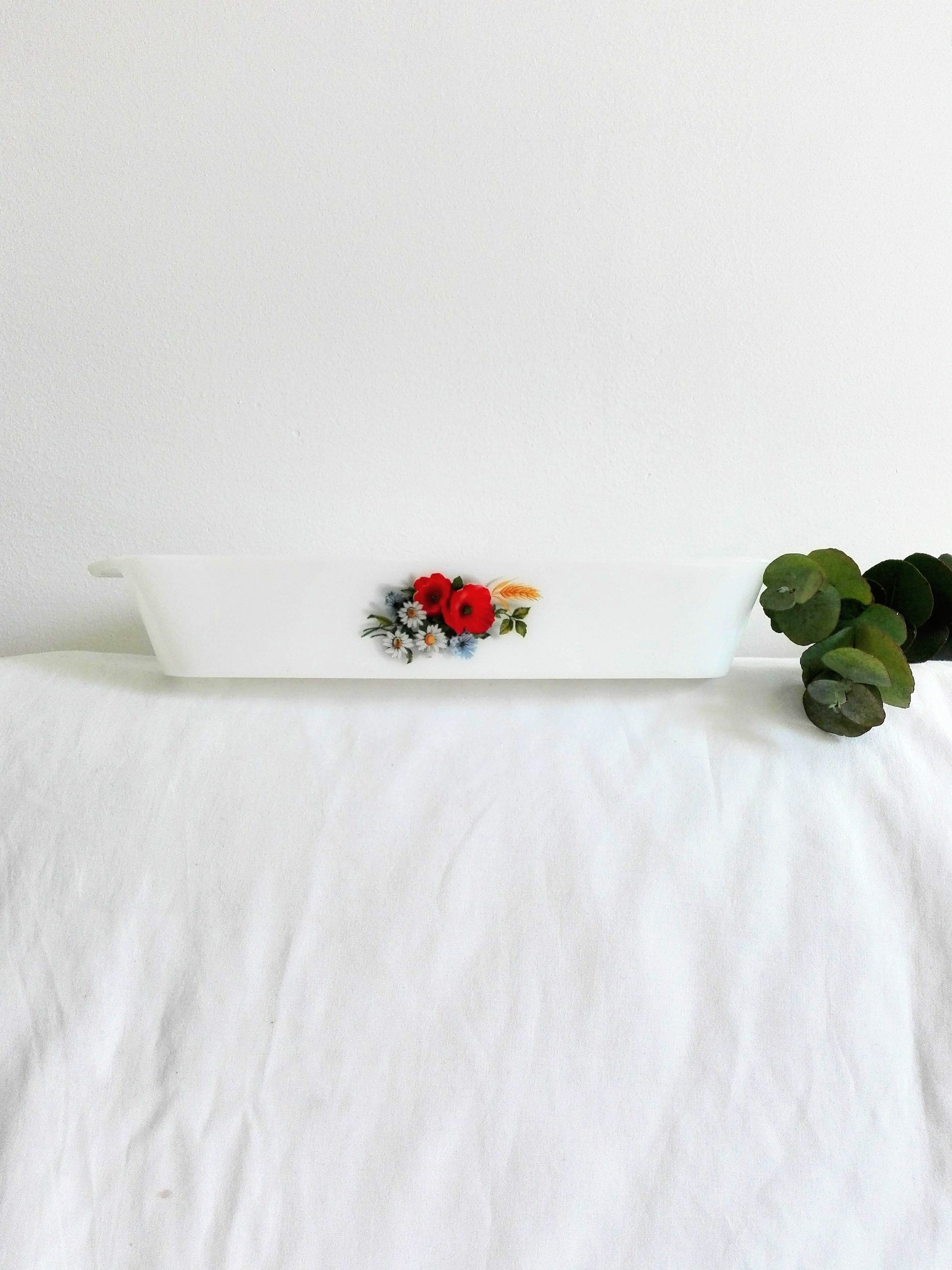 Arcopal Rectangle Baking Tray.retro Milk Glass Tableware.1970S Français Dinnerware.arcopal Floral Di