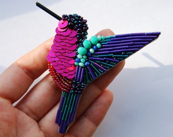 Broche d’oiseau, Broche à bijoux perlée colibri, Épingle rose violet, Épingle en cristal en verre strass, Broderie de paillettes, Cadeau amoureux des oiseaux