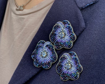 Flower blue brooch set of 3, Botanical  flower, Flower brooch, Beaded hand embroidered pin