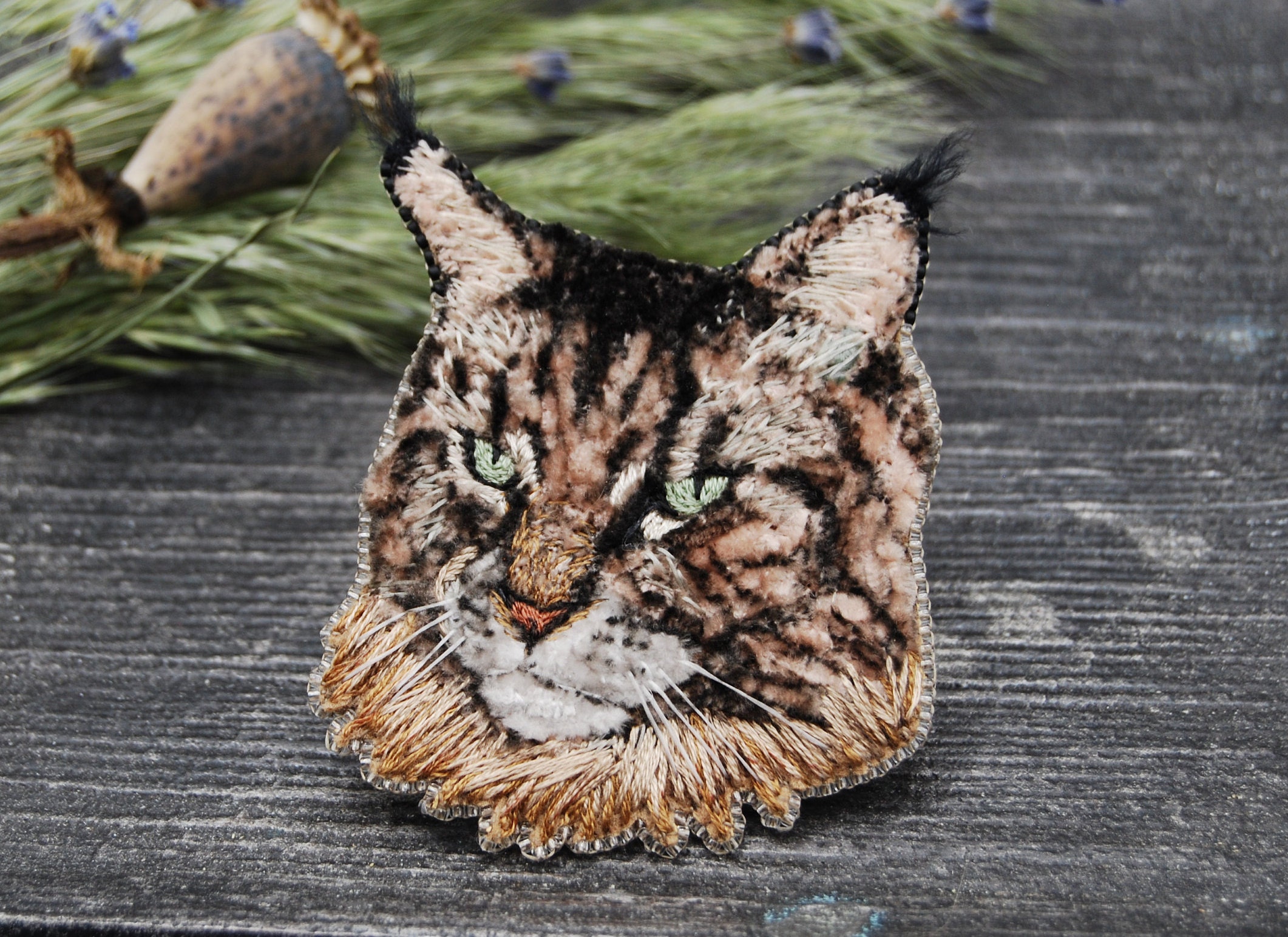 Custom Cat Portrait Brooch: Embroidered Pet Memorial Jewelry - Etsy