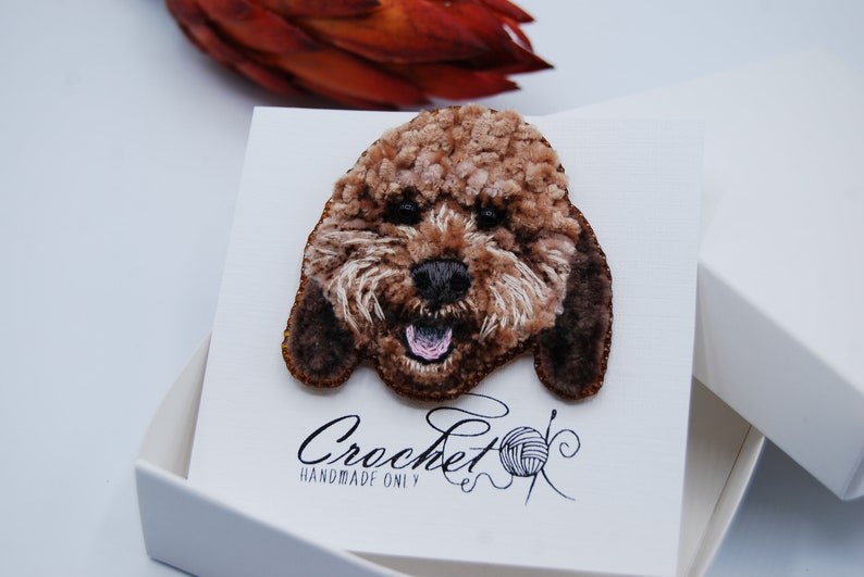 Custom pet portrait brooch Goldendoodle, Dog jewelry pin, Gift puppy mom, Persalionzed pet owner dog lover gift, embroidery custom pet gift image 5