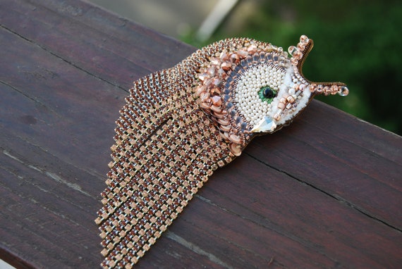 Petite Broche Chouette Avec Strass Rouge - Bijou Fantaisie Animalier, Neuf Sans Emballage