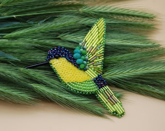 Colibri, Hummingbird embroidery brooch, bird beaded brooch, botanical jewelry, green turquoise beads sequin bird, mother of groom gift,