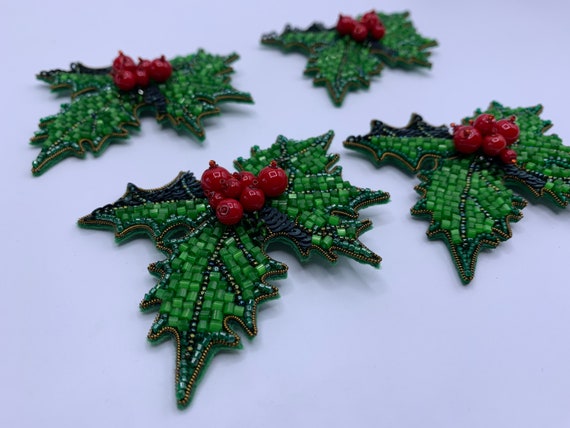 Fall Leaf Beads, Bead Leaves, Fall Themed Leaves, Leaf Charm for Jewelry  Making, Holly Leaf Beads, Holly Beads for Garland