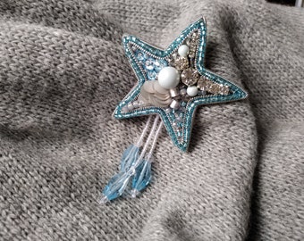 Star Christmas brooch, embroidered brooch pin, corsage beaded pin, wife Xmas gift, evening statement pin, women shiny jewelry accessory