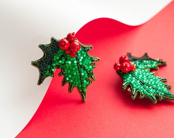 Holly Leaf with berries earrings, green red crystal ear studs, floral beaded botanical jewelry, bridesmaid sequin earrings