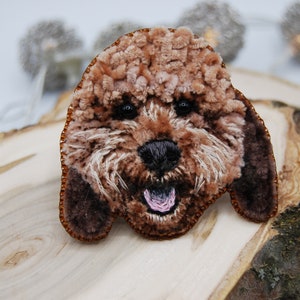 Custom pet portrait brooch Goldendoodle, Dog jewelry pin, Gift puppy mom, Persalionzed pet owner dog lover gift, embroidery custom pet gift image 4