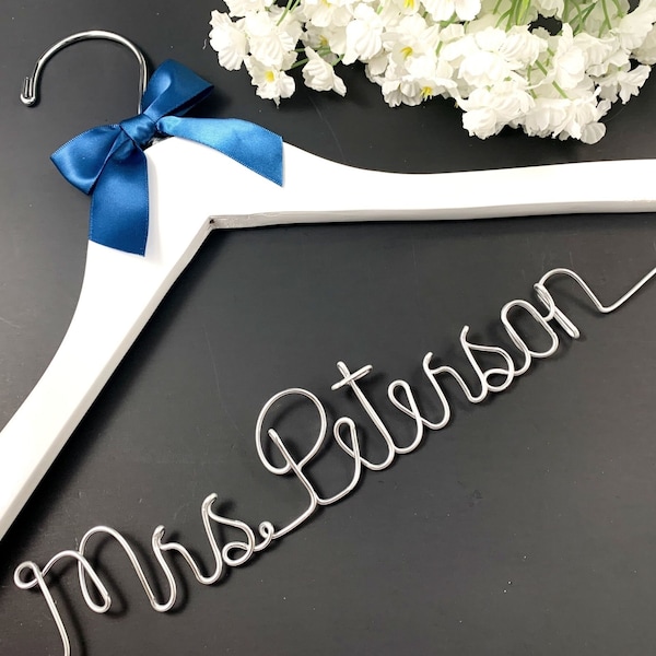 Personalized custom wedding hanger for the bride or bridesmaid, Handcrafted name in wire, Bridal shower gift, Custom name hanger