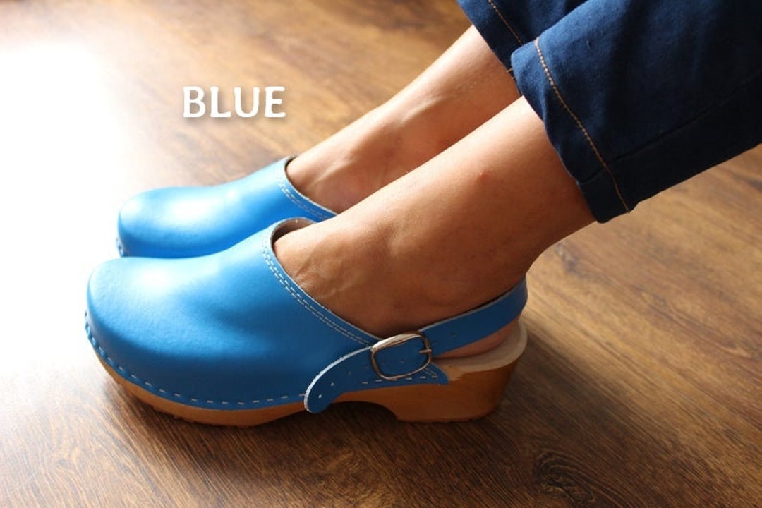 leather world designs clogs