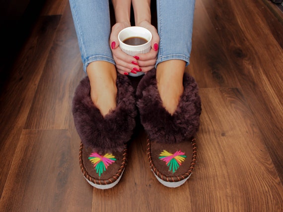 Las mujeres `s//ladies Invierno Zapatillas 100/% Cuero Natural /& sheepwool Tamaño UK3,4,5,6,7,8