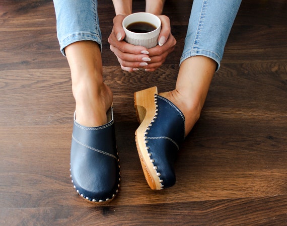womens clogs and mules