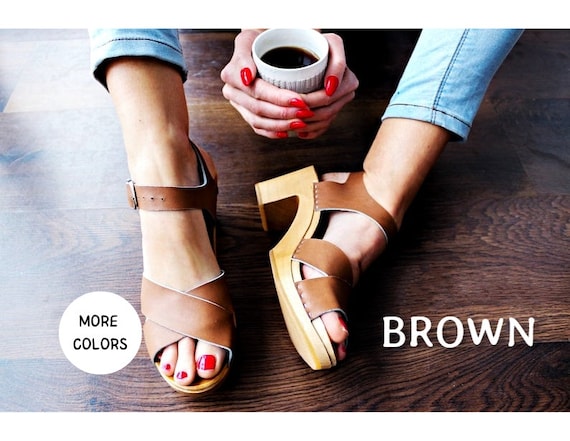 12 Pairs Fashion Platform Sandals For Women Sole Open Toe In Color Beige Size  5-10 - Women's Sandals - at 