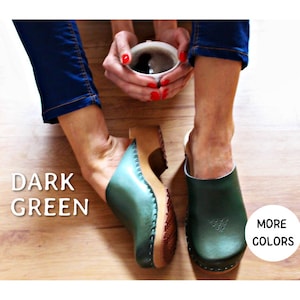 Swedish Clogs Moccasins Wooden clogs Women clogs Leather clogs Clog Womens clogs Boots Womens moccasins Wood clogs Clogs boots dark green