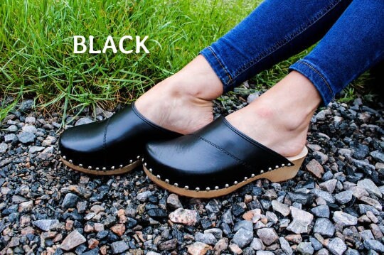 Black Clogs Women Flat Swedish Clogs Leather Casual Comfort 