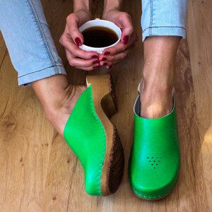 Swedish Clogs Moccasins Wooden clogs Women clogs Leather clogs Clog Womens clogs Boots Womens moccasins Wood clogs Clogs boots Clogs sandals