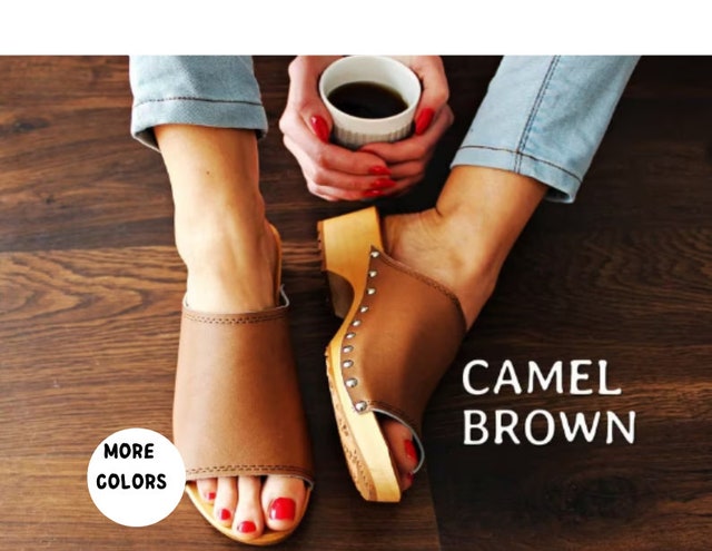 leather world designs clogs