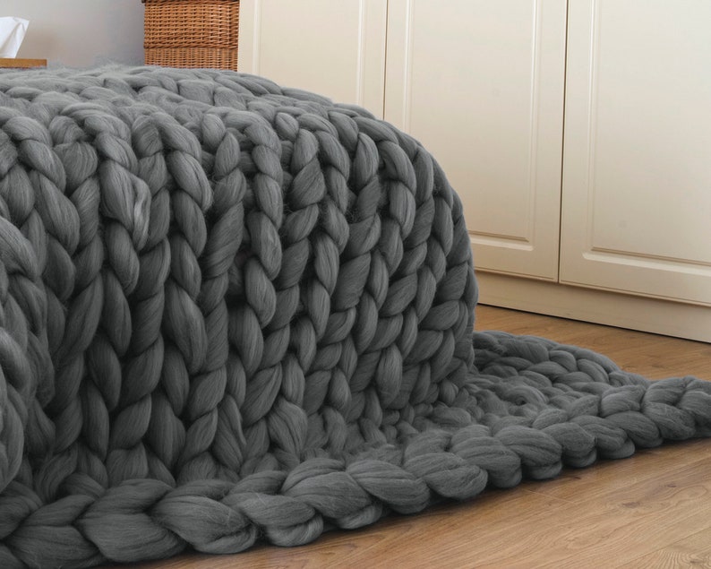 Giant Knit Blanket, Chunky Knit Throw, Arm Knit Chunky Blanket Made Of 100% Merino Wool BFF or Graduation Gift image 10