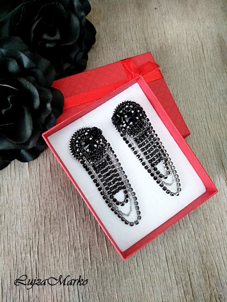 Black elegant long zipper earrings