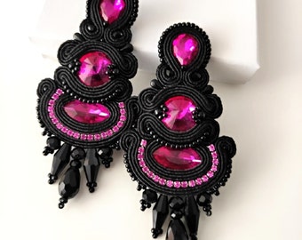 Boucles d'oreilles longues élégantes noires et roses Soutache