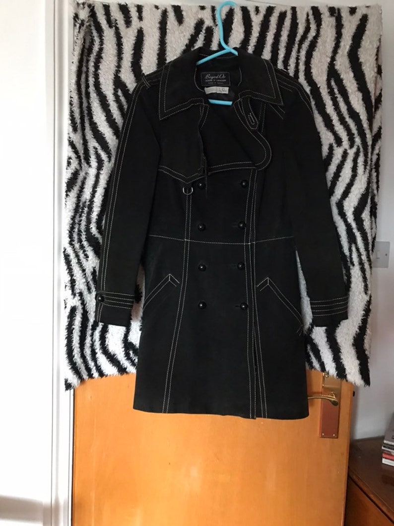 Beautiful vintage designer 1960s 1970s Western black suede leather spy jacket mod psych trench coat