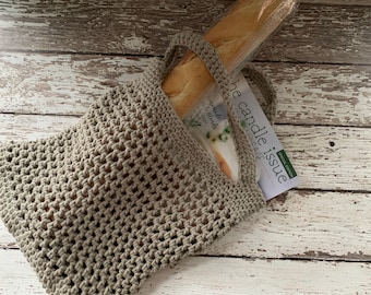 Farmhouse styled market bag, crocheted mesh market bag, crocheted garden tote, crocheted mesh garden tote, neutral tote, neutral garden bag