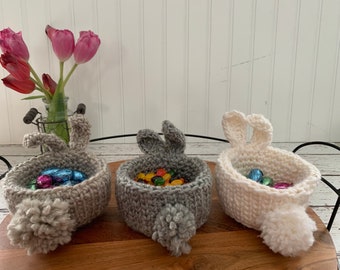 Small Bunny Basket/ Easter Basket/ Easter Décor/ Farmhouse Décor/ Easter Plant Holder/ Spring Candy Dish