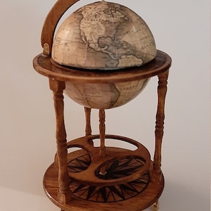 Skala 1:12 Dollhouse Globe Bar