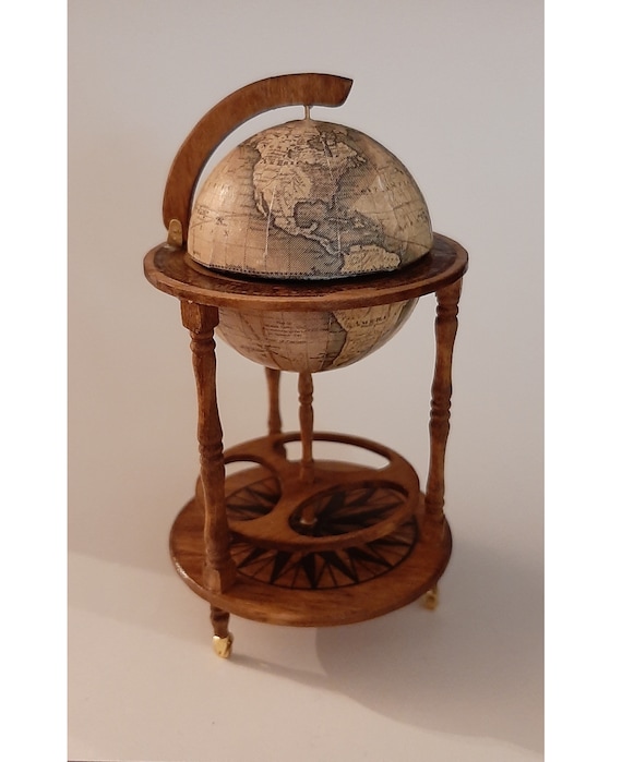 1:12 Dollhouse Miniature Globe// Mini Globe// Doll Office C63