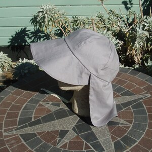 Organic Sun Hat with neck flap - Organic Cotton - Reversible -XS to XL - 18 to 25inches - made to order