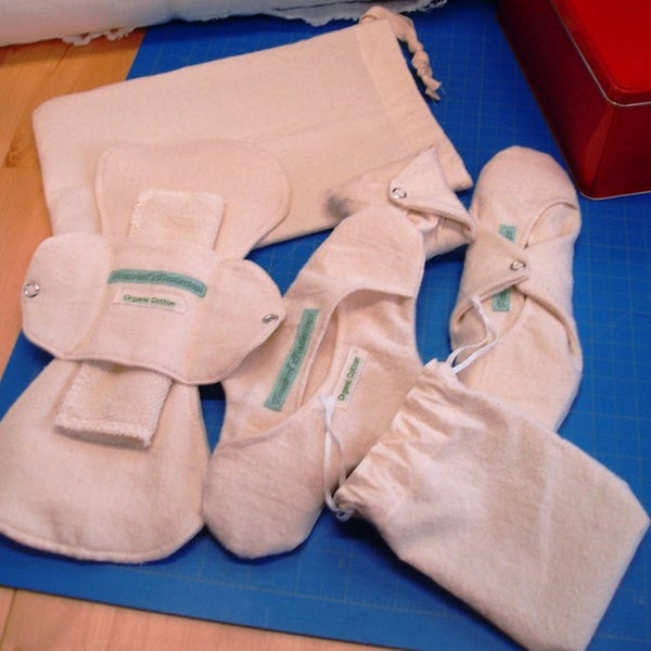 Organic Cotton Moon Pads - Starter Kit - Feminine Hygiene Napkins - Overnight set - Day Pads Set - made to order