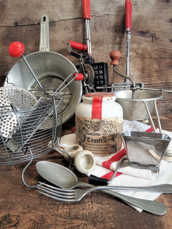 Vintage Red Kitchen Accessories
