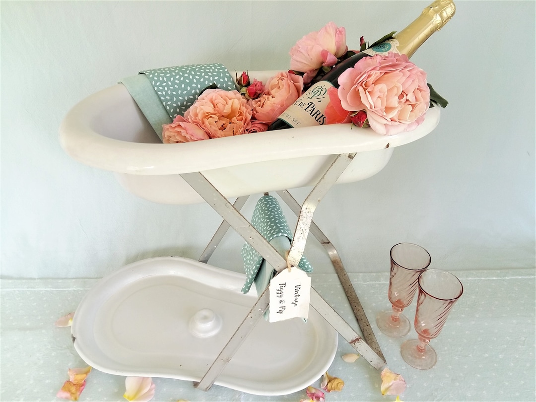 Enamel Baby Bath Tub With Lid, on Stand. Portable French Enamel Baby