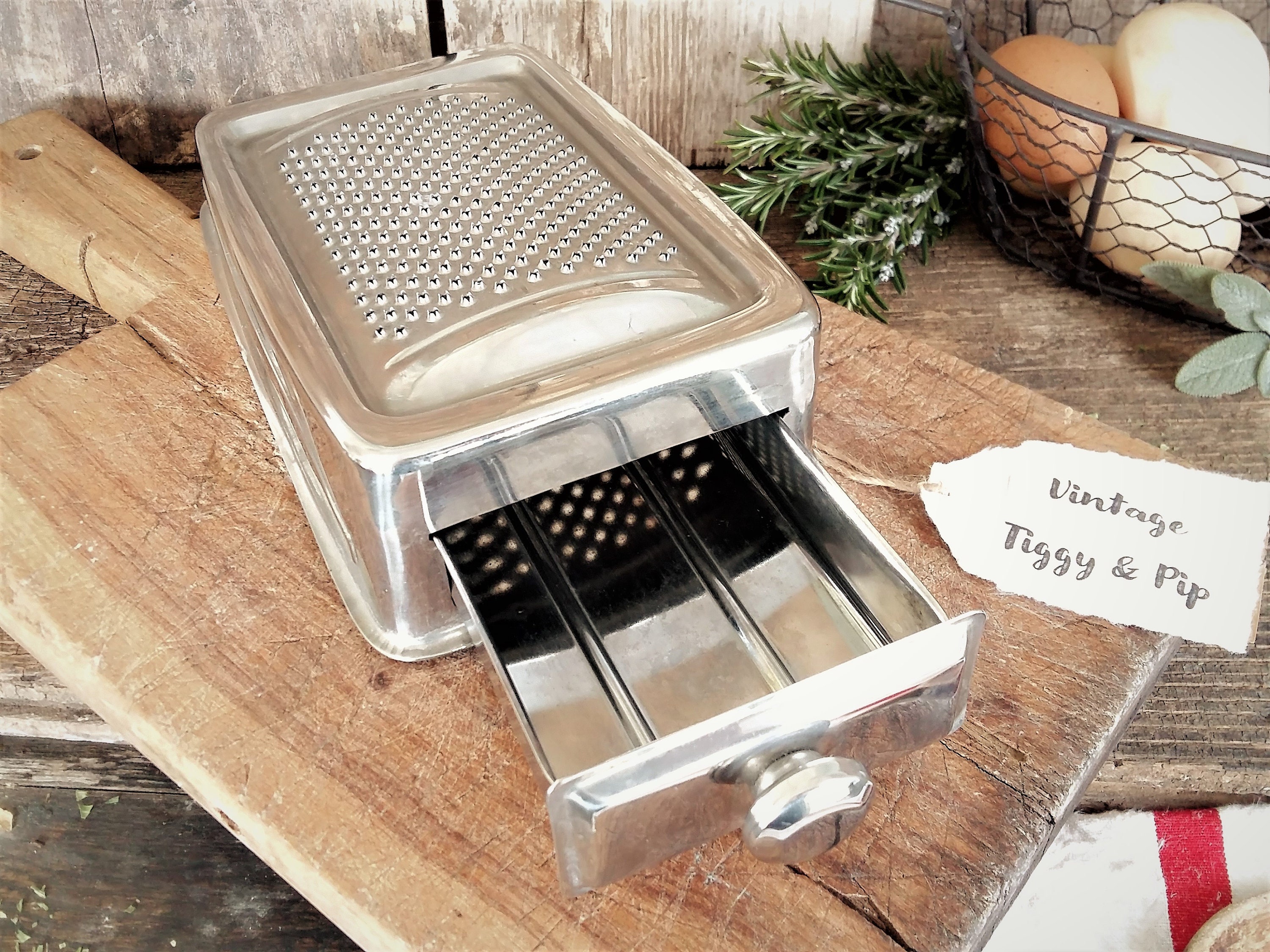 Vintage Cheese Grater With Drawer. Large, Professional, Metal, Italian,  Parmesan Cheese Grater. Hard Bread Grater. Nutmeg/spice Grater. 