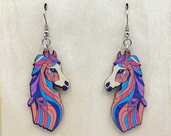 Boucles d’oreilles de cheval en bois faites à la main, légères, boucles d’oreilles drop, bijoux en bois naturel, cadeau pour femmes