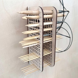 Knitting needle organizer 2-10mm EU/US size, Cable needle holder, Crochet, Wall mounted, Tabletop, Wooden, Gift for knitter, Needle storage