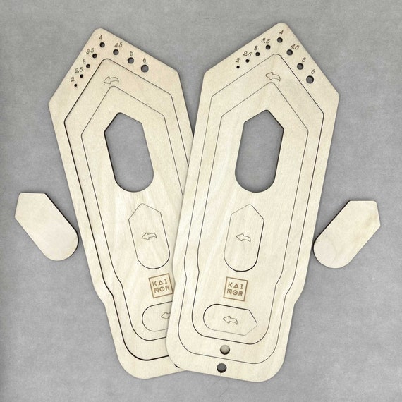 Baltic Birch Mitten Blockers: 3-Size Knitting Form with Needle Gauge