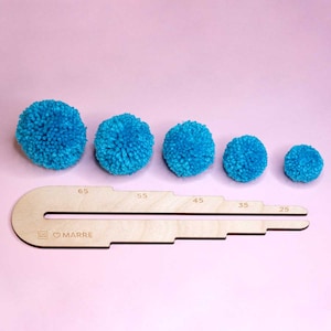 Wooden eco friendly 5 in 1 pom pom maker