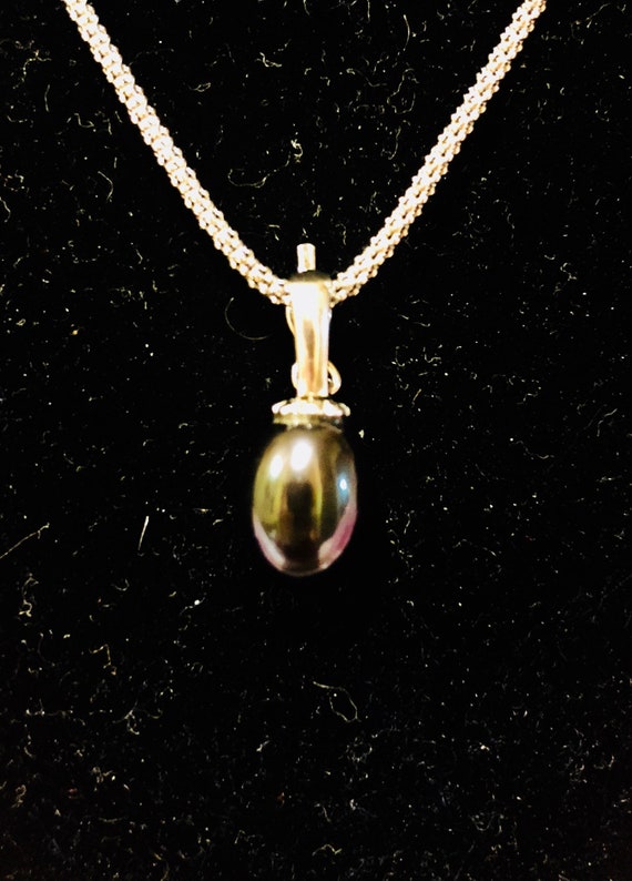Black Tahitian Pearl Necklace.