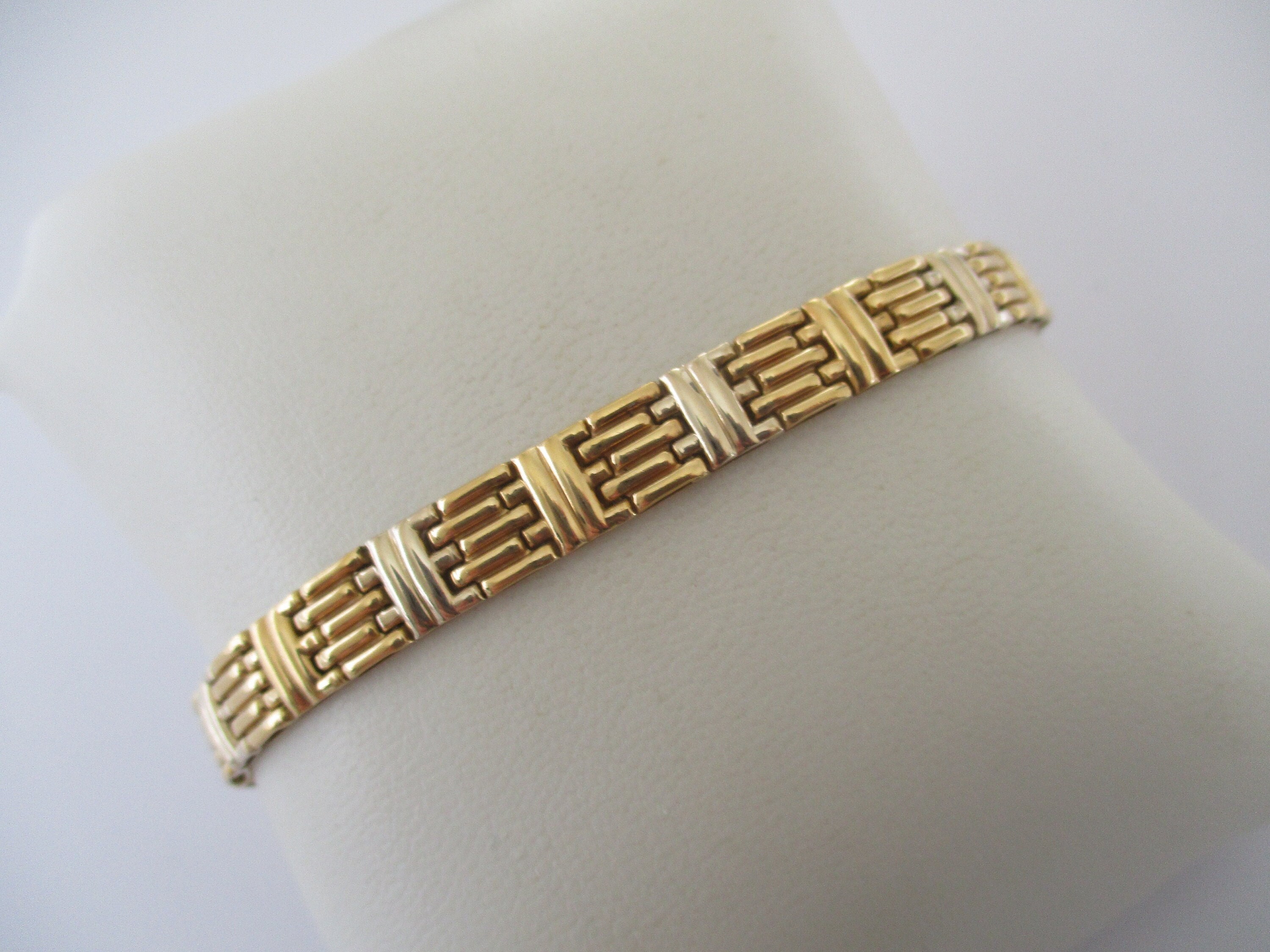 Vintage 9ct Gold Double Curb Heart Lock Bracelet. Solid 18.6g. -  Norway