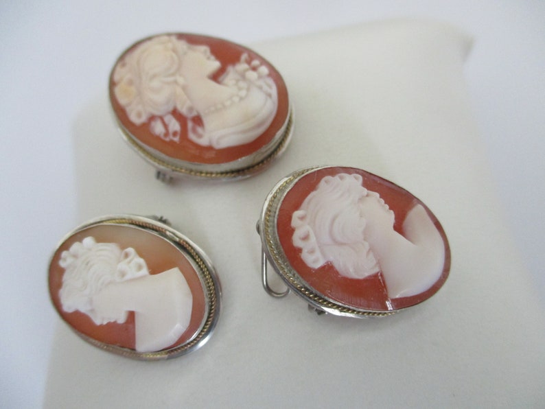 Three European 800 silver circa 1950/'s small vintage cameo brooch pin or pendant charm