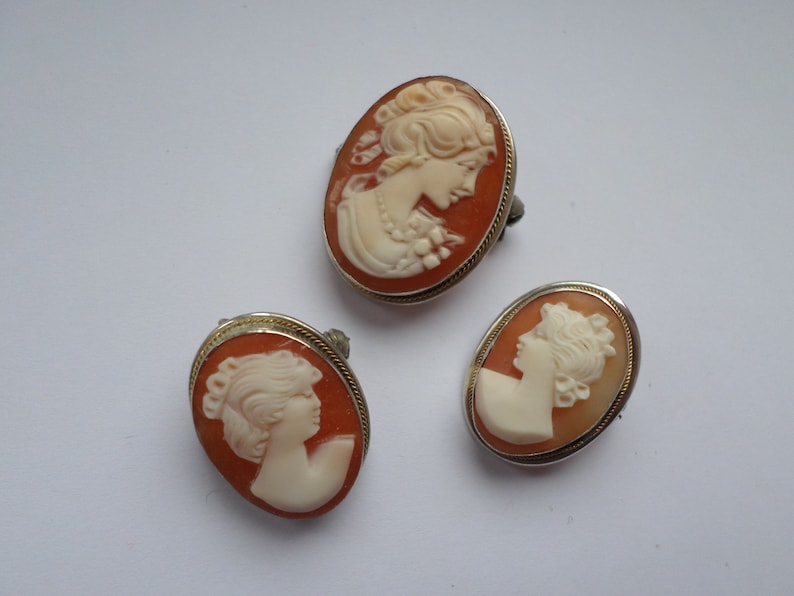 Three European 800 silver circa 1950/'s small vintage cameo brooch pin or pendant charm