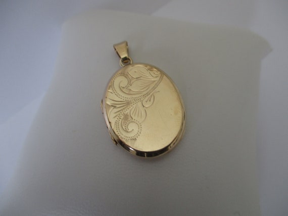 A 9 ct 9 carat 9k yellow gold hallmarked 375 Birmi