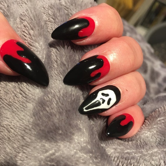 Scream Bloody presse sur faux ongles