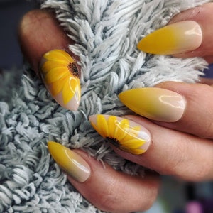 Sunflower Press on False Nails image 3